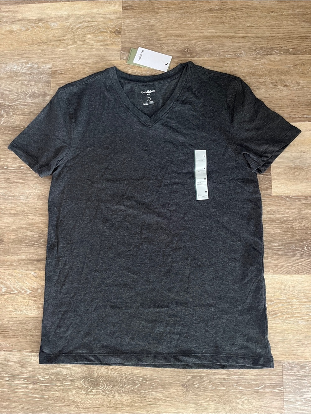 NWT Goodfellow & Co Men's V-Neck Every Wear Tee Grey Size M